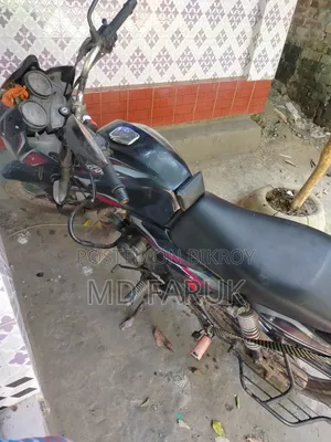 Bajaj Discover 100 2017 Black