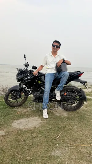 হিরো হাঙ্ক ১৫০আর এক্সটেক ২০২৫ কালো