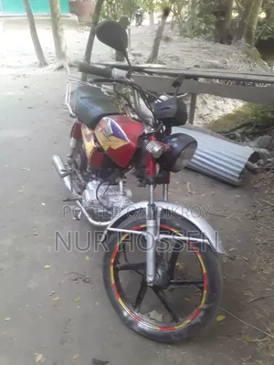 Honda 2000 Red