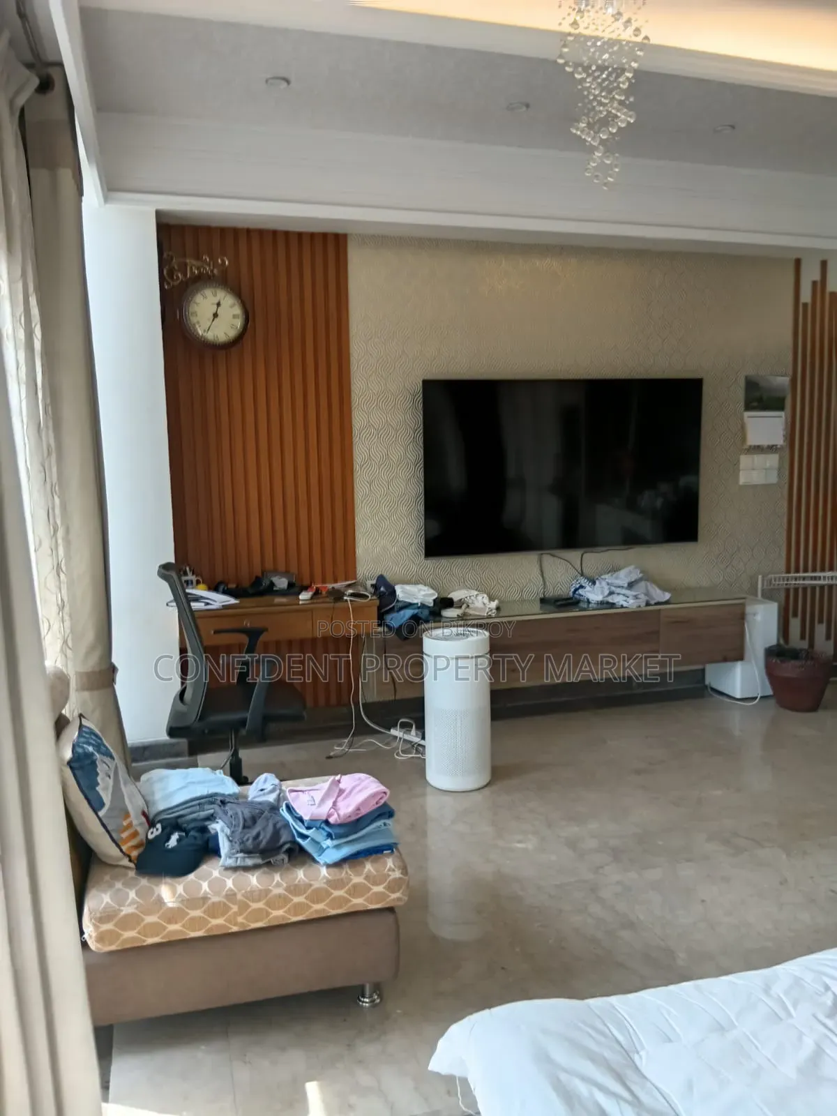 বারিধারায় ভাড়ার জন্য আসবাবপত্রসহ ৪ শোবার ঘরের অ্যাপার্টমেন্ট