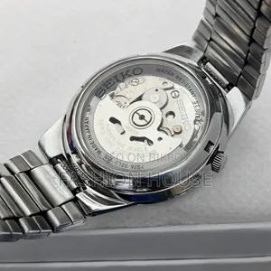 Seiko 5 Automatic 21 Jewels Men's Watch | Black Dial | Stainless Steel