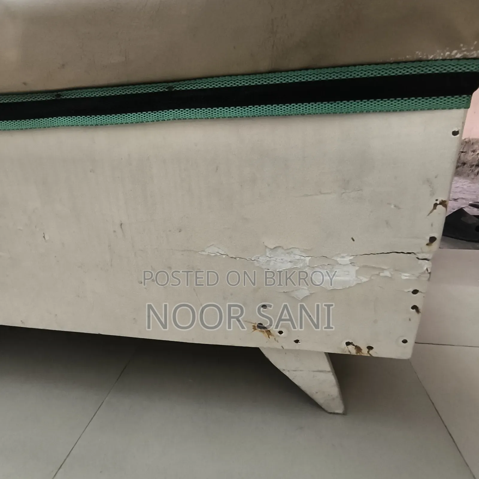 ব্যবহৃত সোফা বিক্রির জন্য – ২ ফুট × ৫ ফুট