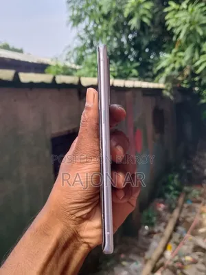 নতুন অপো রেনো ৩ ১২৮ জিবি হোয়াইট
