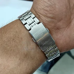 Seiko 5 Automatic Watch | 21 Jewels | Golden Sunburst Dial | Vintage