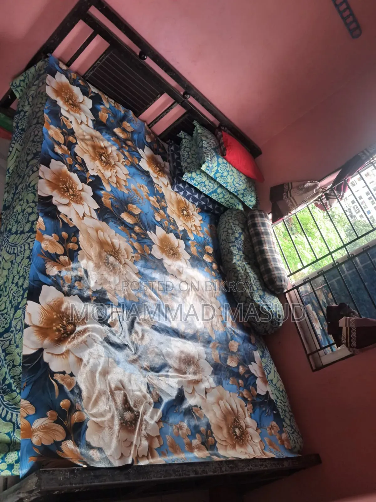 লোহার খাট ৫-৭ ফিট