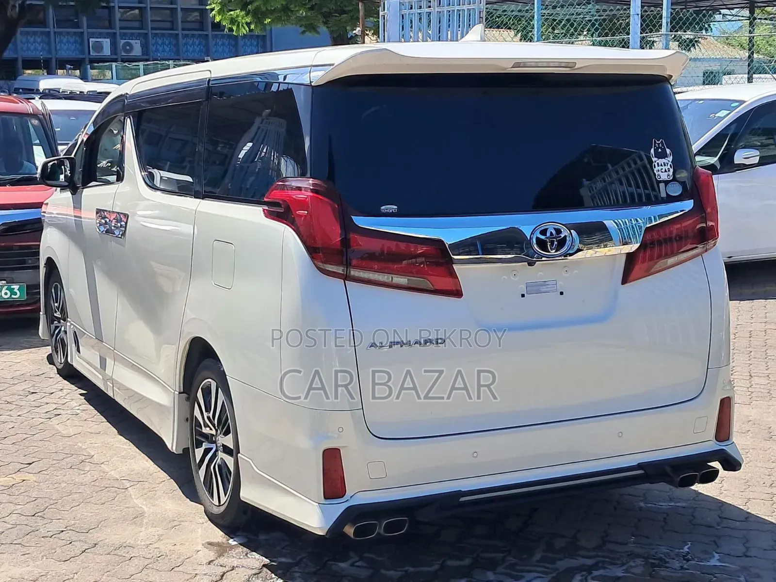 Toyota Alphard 2.5 Hybrid AWD 2020 White