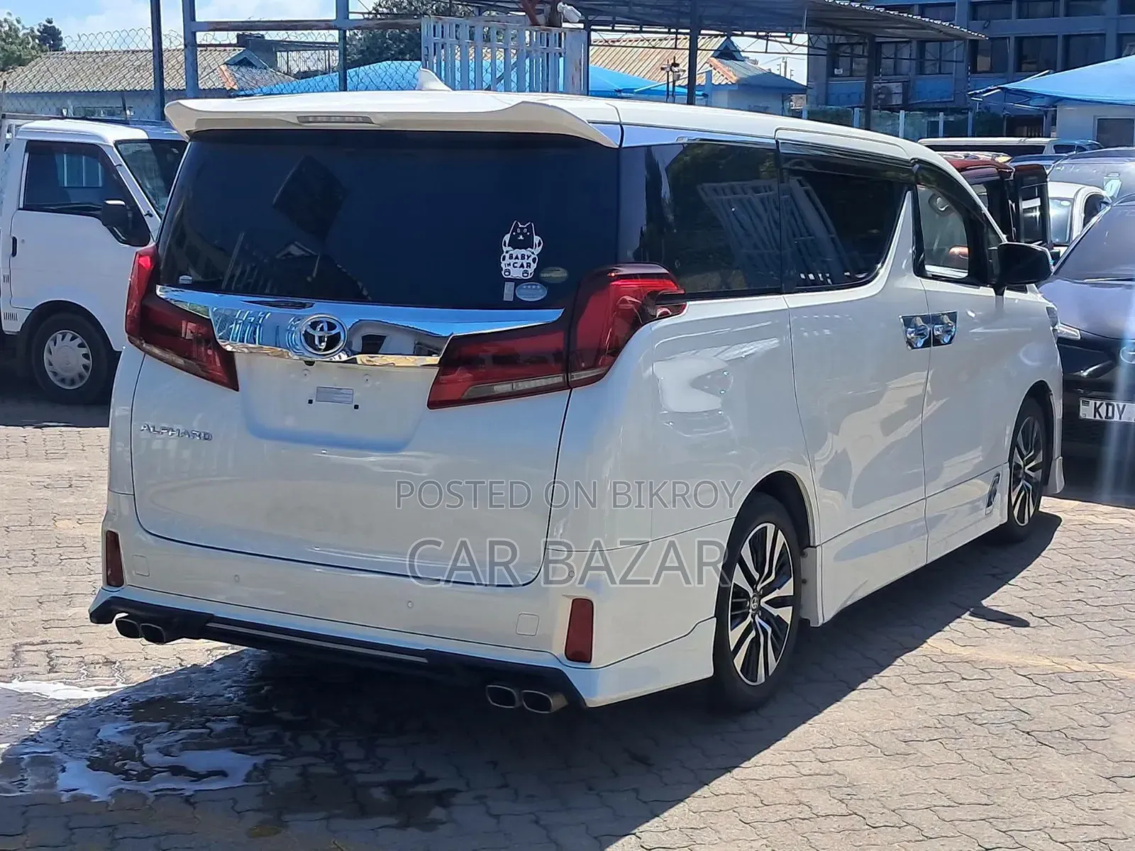 Toyota Alphard 2.5 Hybrid AWD 2020 White
