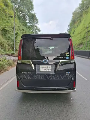 Toyota Esquire 2019 Black