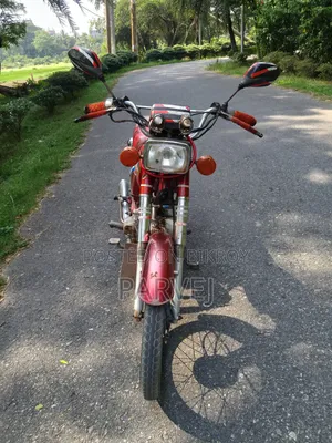 Honda 2002 Red