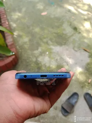 Infinix Hot 60i 128 GB Blue