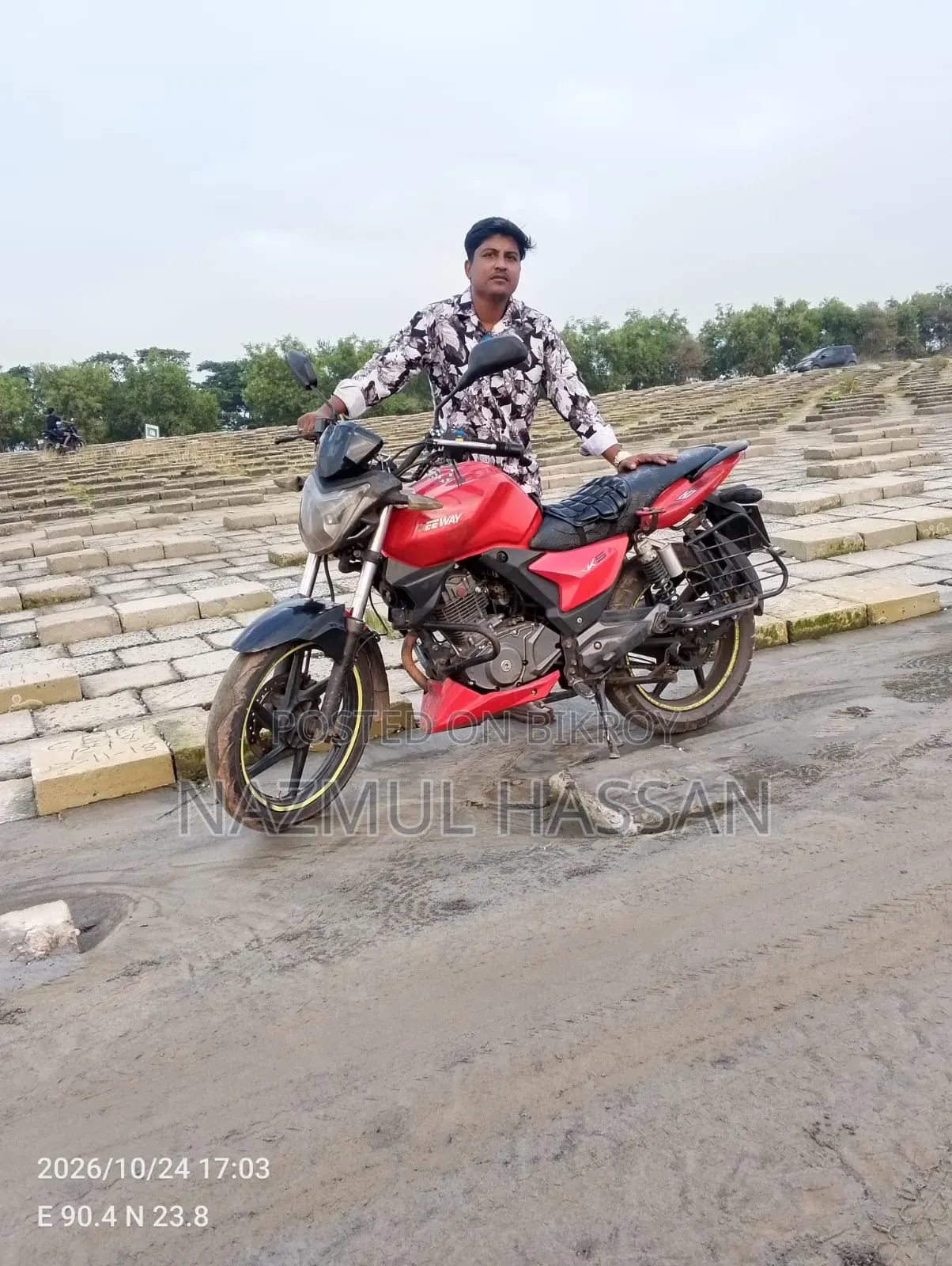 কিওয়ে আরকে ১২৫ ২০১৯ রেড