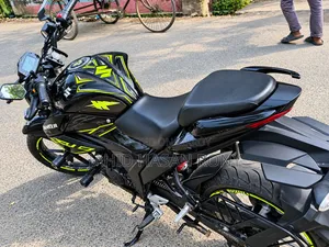 Suzuki Gixxer 2024 Black