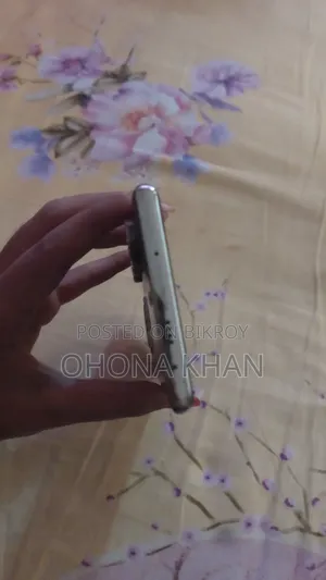 New Tecno Camon 40 256 GB Silver