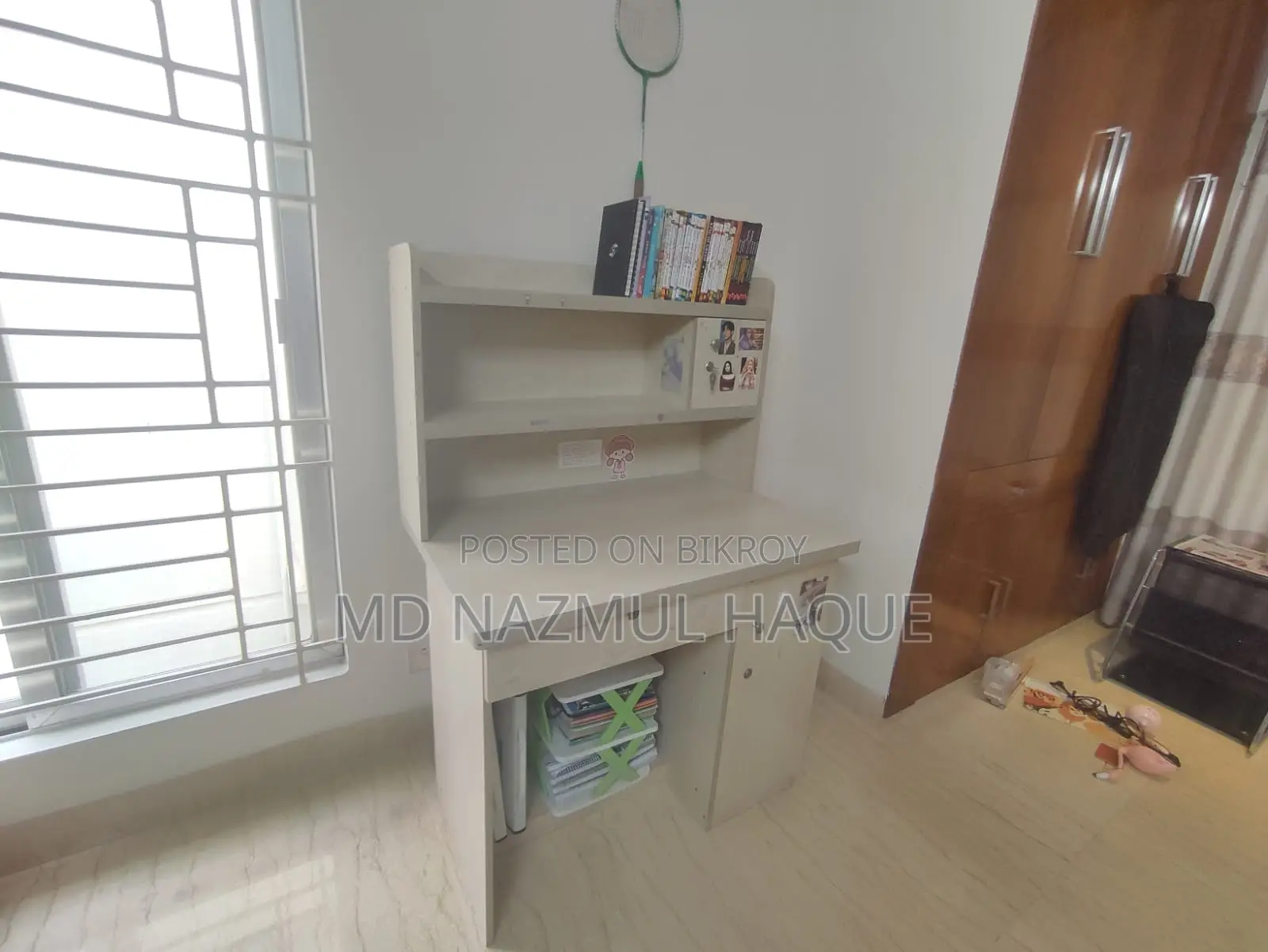 Reading Table