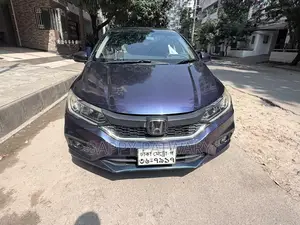 হোন্ডা গ্রেস ১.৫ হাইব্রিড এডব্লিউডি ২০১৮ নীল