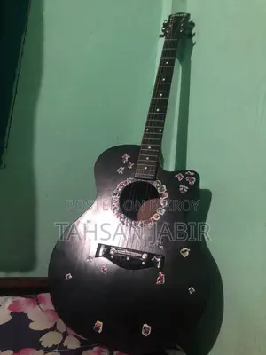 It’s a Good Condition Guitar