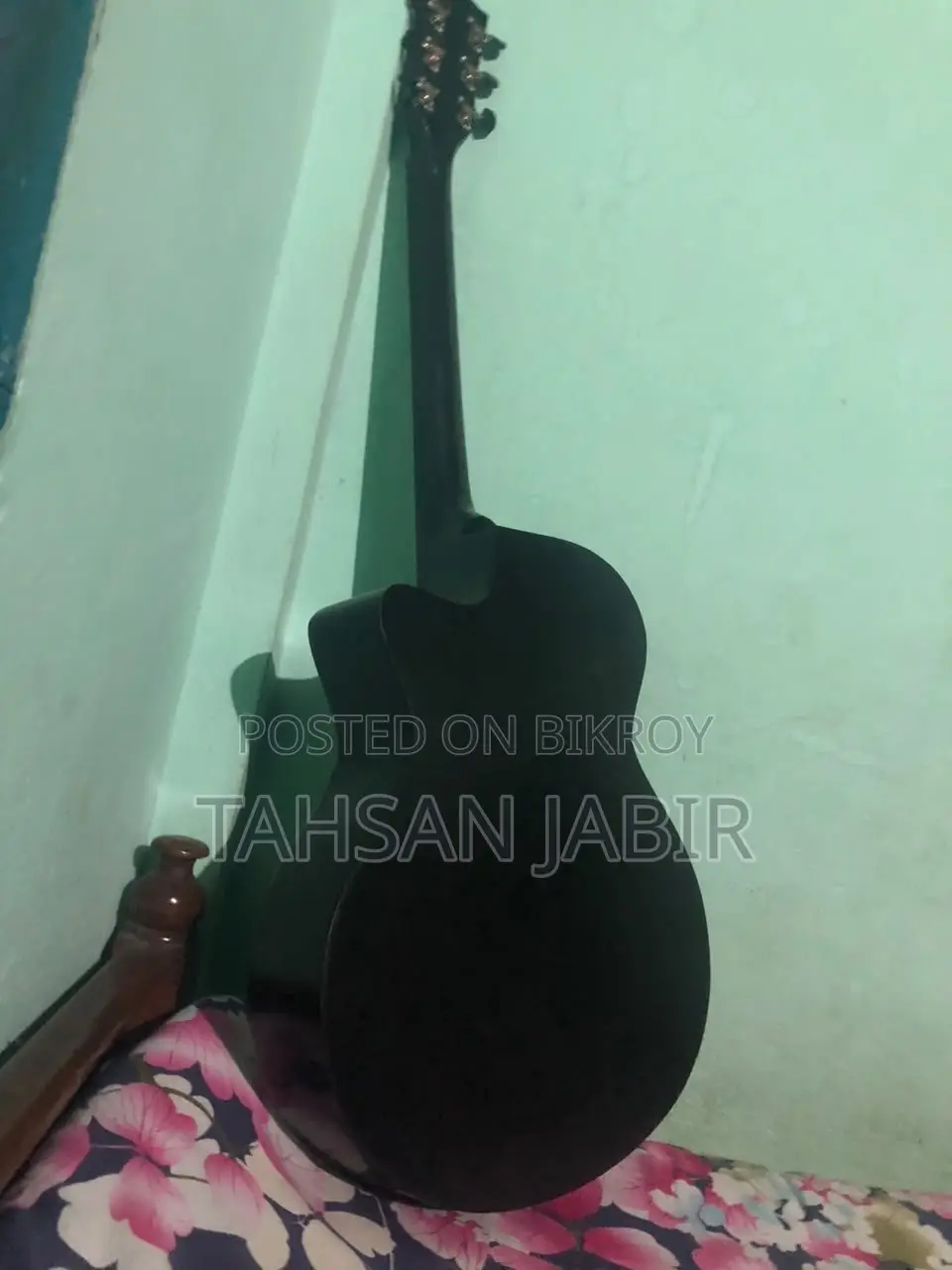 It’s a Good Condition Guitar