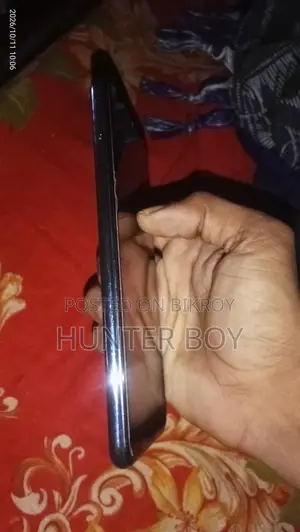 Vivo Y73 64 GB Graphite
