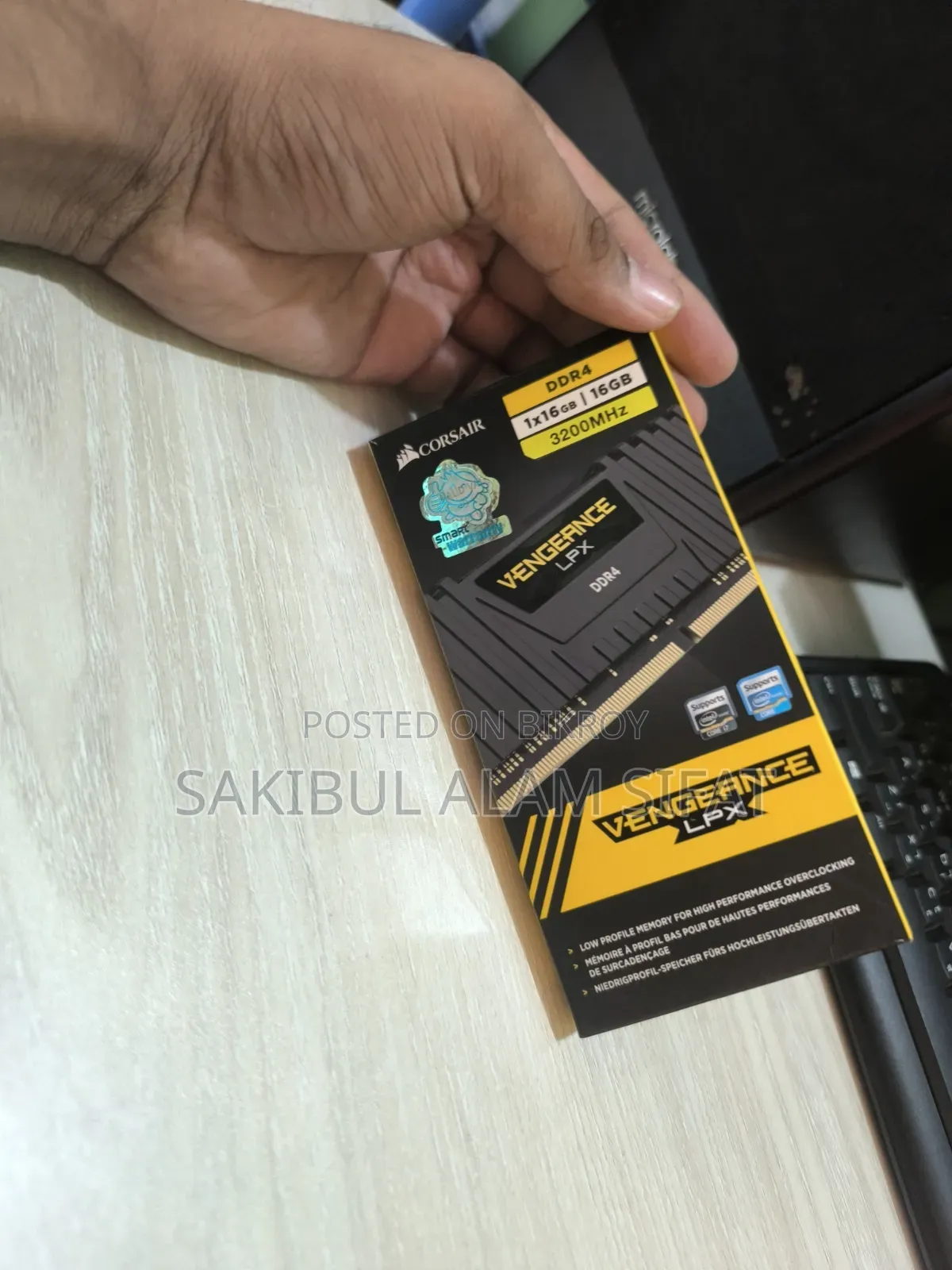 16 GB DDR4 RAM