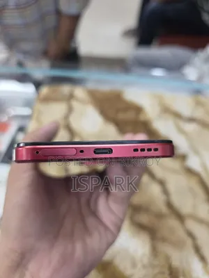 রিয়েলমি ১৫এক্স ১২৮ জিবি লাল