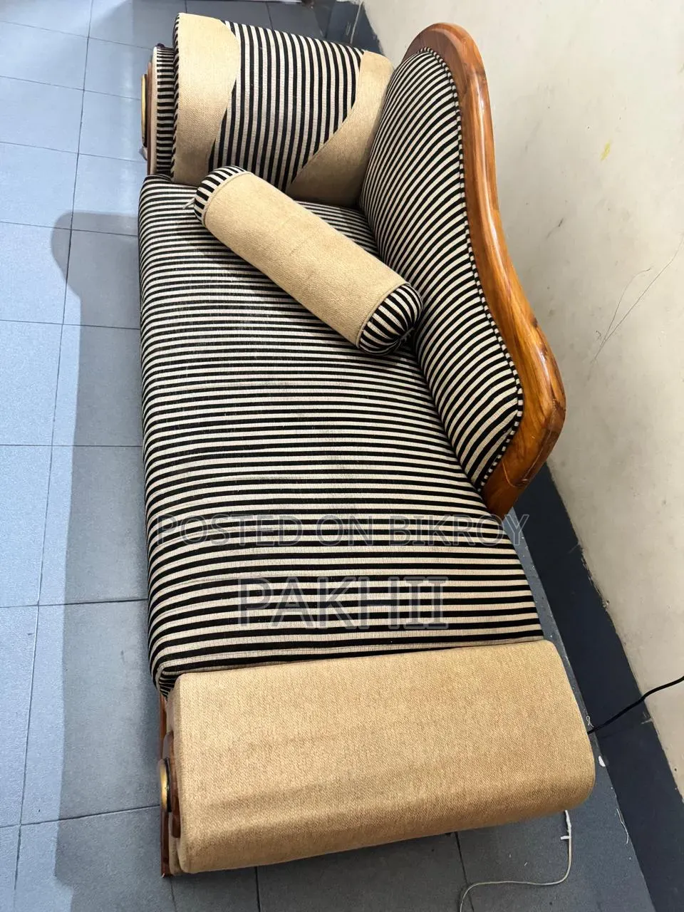 জরুরী বিক্রি দিবে