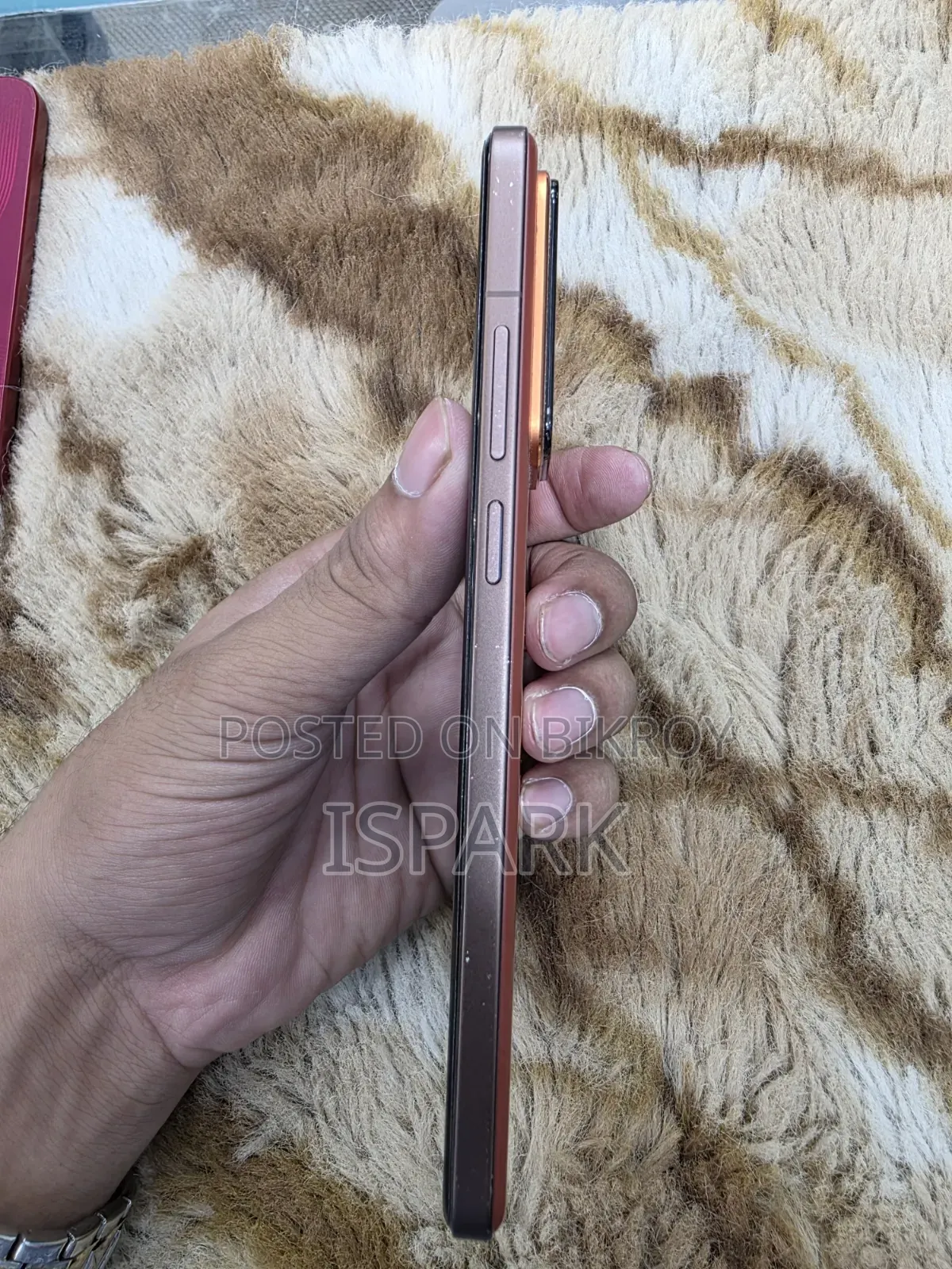 রিয়েলমি জিটি ৭ প্রো ৫১২ জিবি কমলা