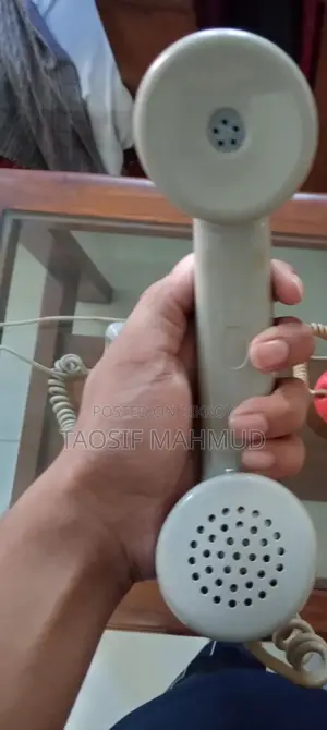 ভিন্টেজ সুইডিশ এল. এম. এরিকসন ডায়ালগ রোটারি ফোন (১৯৬০-এর দশকের ক্লাসিক)