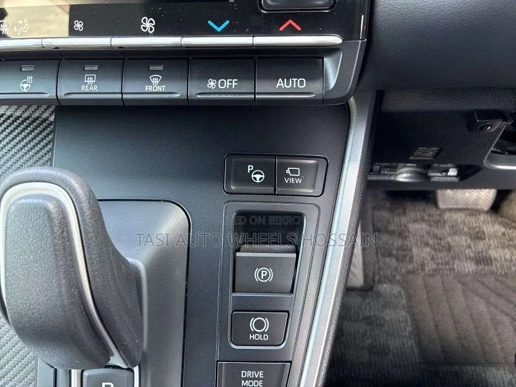 Toyota Voxy Hybrid S-Z Four-Wheel Drive 7-Seater 2022 Pearl