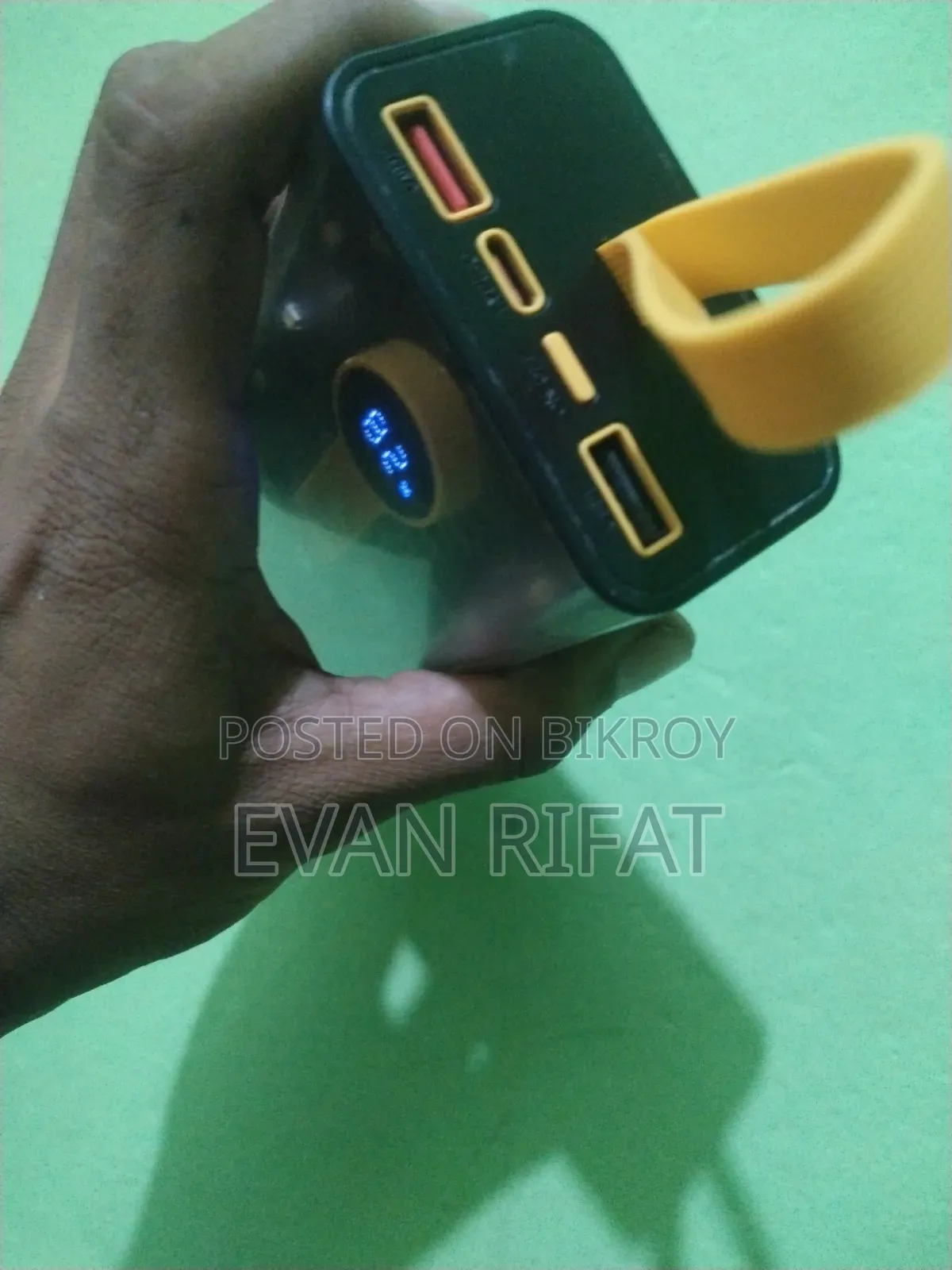 Power Bank 20000mAh 66W Fast Charging Transparent