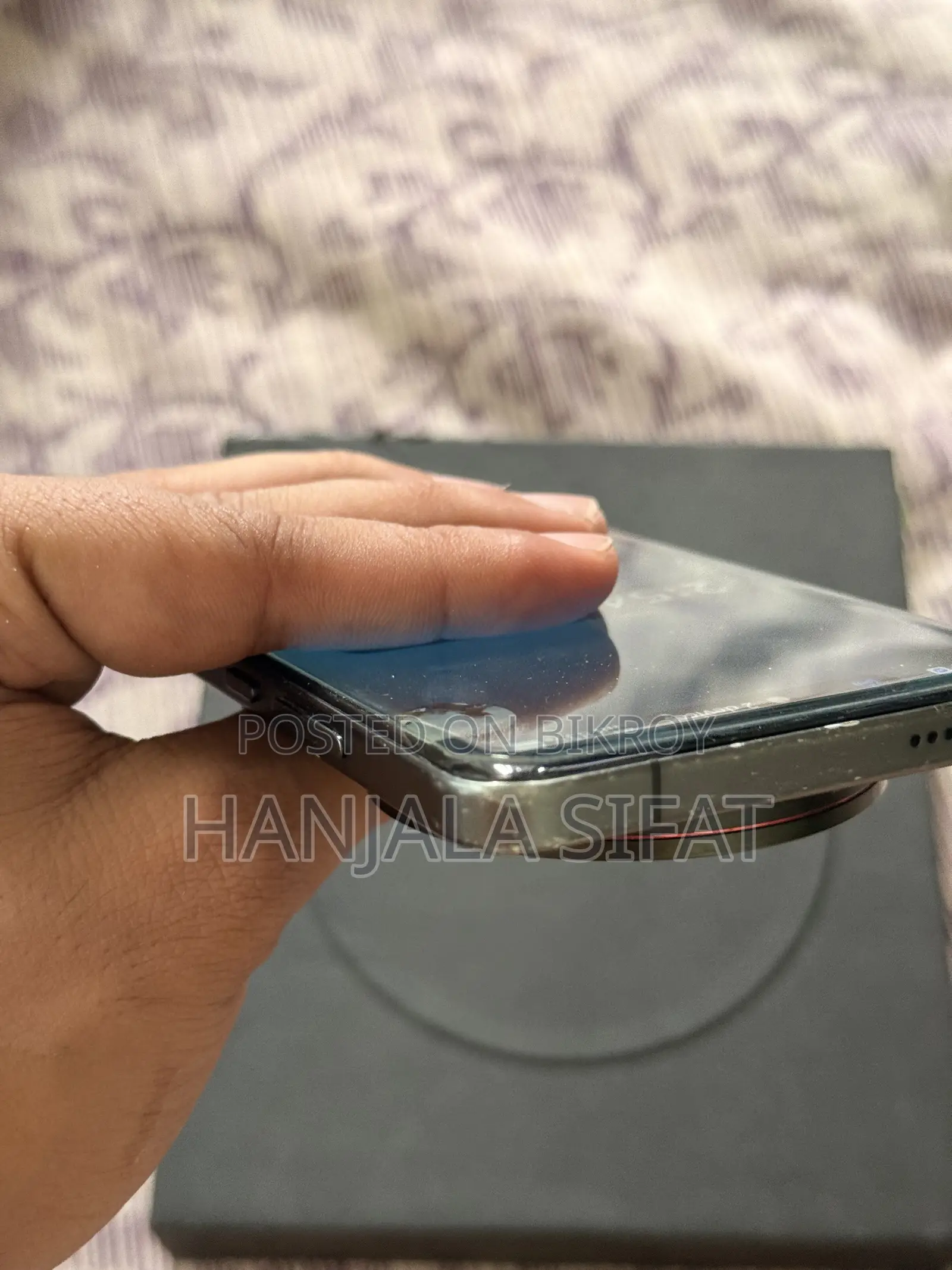 ভিভো এক্স২০০ আল্ট্রা ৫১২ জিবি রেড
