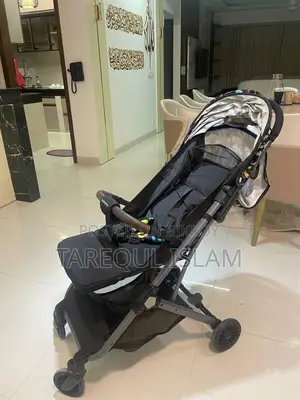 বেবি স্ট্রোলার (অব্যবহৃত) এবং রকার (ব্যবহৃত)
