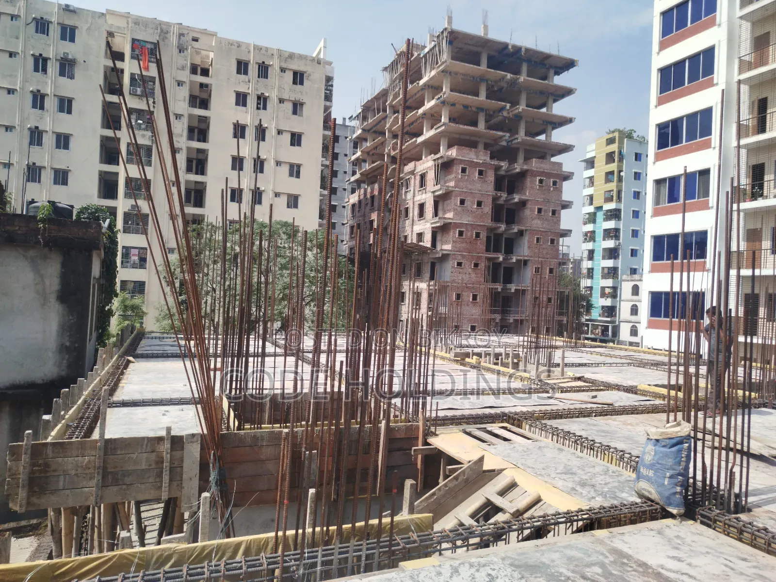 মোহাম্মদপুরে ৩ বেডরুমের অ্যাপার্টমেন্ট বিক্রয়ের জন্য