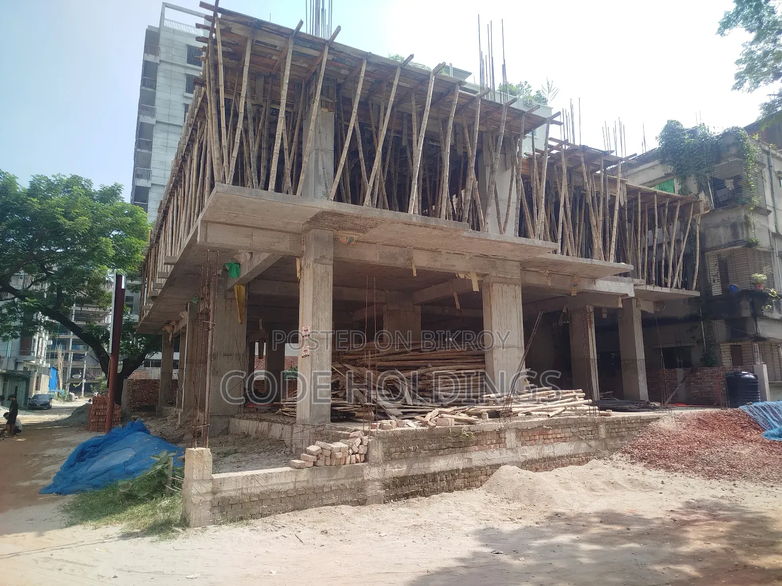 মোহাম্মদপুরে ৩ বেডরুমের অ্যাপার্টমেন্ট বিক্রয়ের জন্য