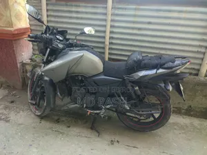 TVS Apache RTR 160 2V 2016 Gray