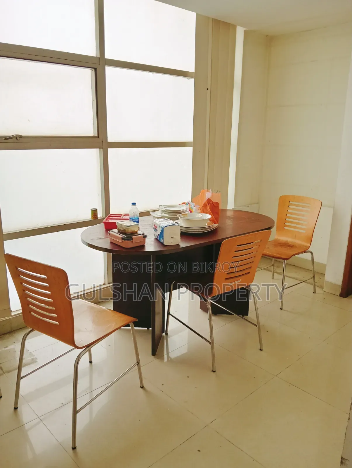 পূর্ণাঙ্গ বাণিজ্যিক বিলাসবহুল জায়গা ২৩৫০ বর্গফুট ৪র্থ তলা