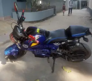 মোটরসাইকেল ২০২২ কালো
