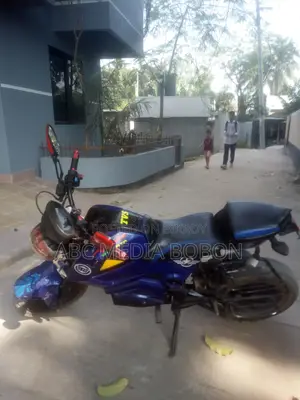 মোটরসাইকেল ২০২২ কালো