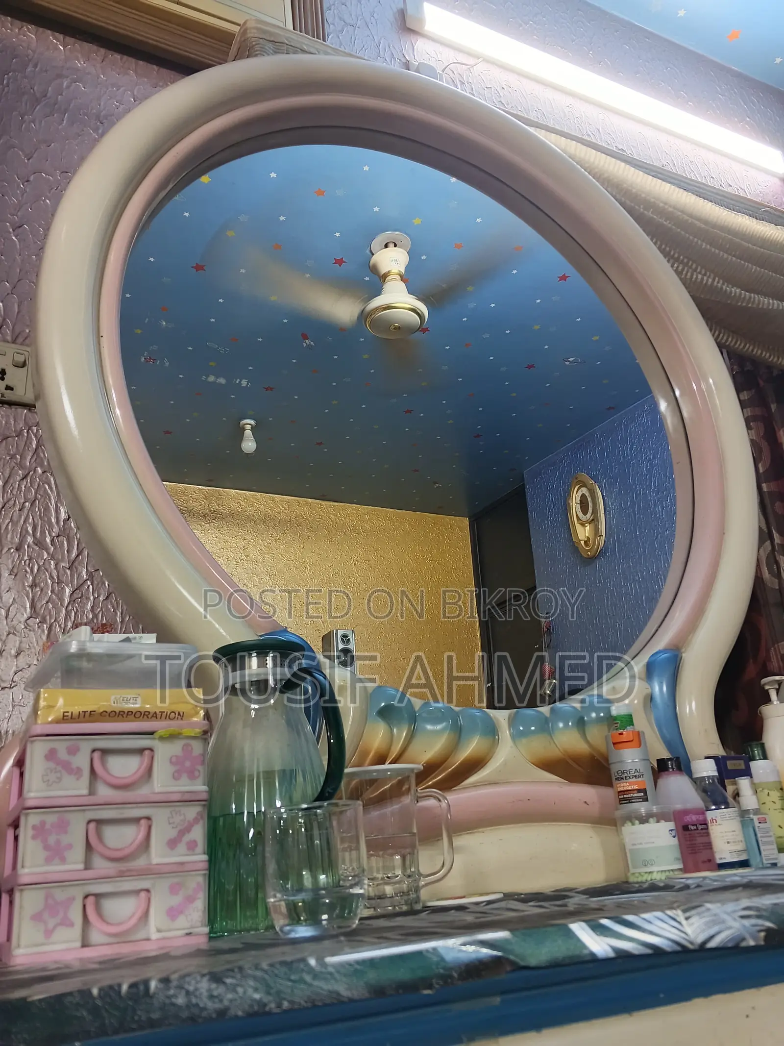 ড্রেসিং টেবিল বিক্রয় করা হবে