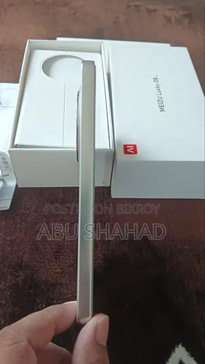 Meizu Lucky 08 256 GB White