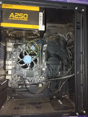 Desktop Computer 8GB Intel Core i3 SSD 512GB