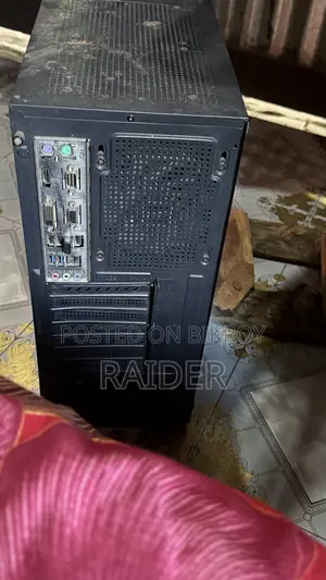 Desktop Computer Asus 16GB Intel Core i5 HDD+SSD 512GB