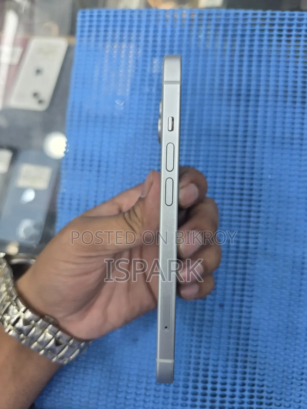 অ্যাপল আইফোন ১৫ ১২৮ জিবি সাদা