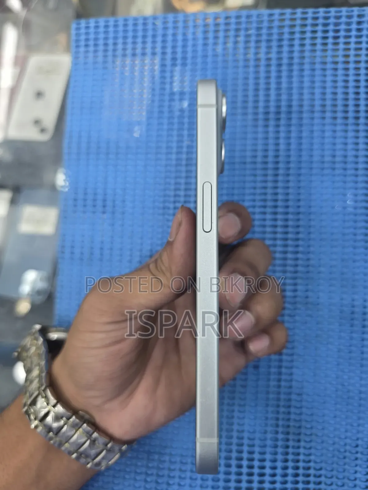 অ্যাপল আইফোন ১৫ ১২৮ জিবি সাদা