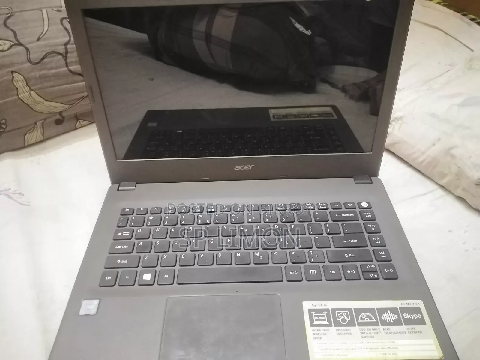 Laptop Acer Aspire 14 4GB Intel Core i7 HDD+SSD 500GB