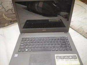 Laptop Acer Aspire 14 4GB Intel Core i7 HDD+SSD 500GB