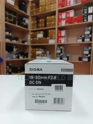 Sigma 18-50mm F/2.8 DC DN Contemporary