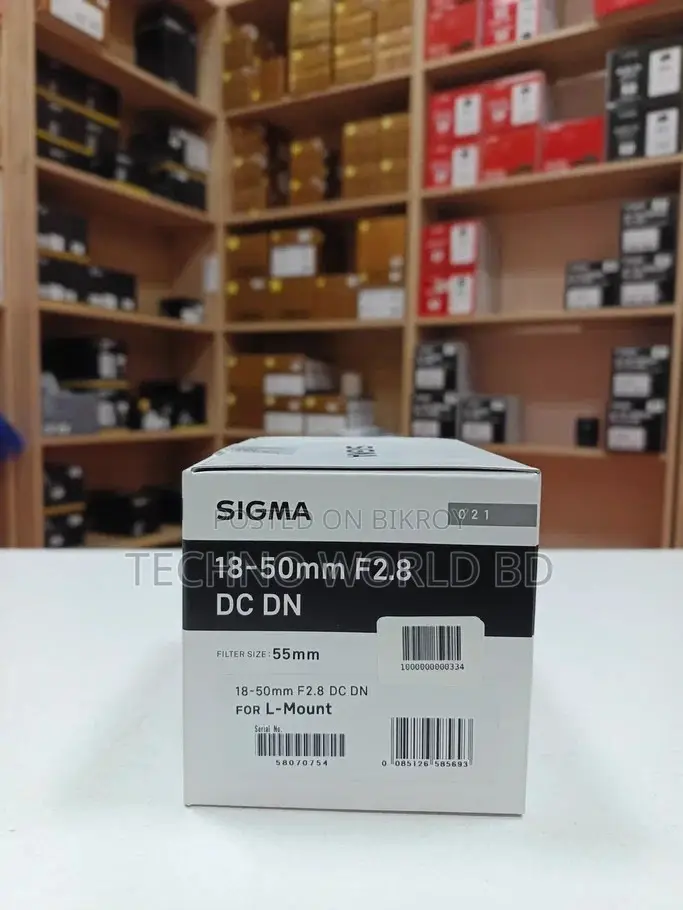 Sigma 18-50mm F/2.8 DC DN Contemporary
