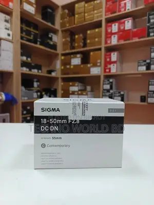 Sigma 18-50mm F/2.8 DC DN Contemporary
