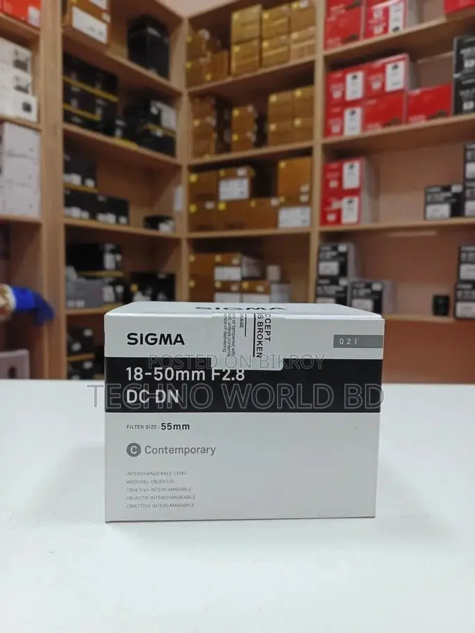 Sigma 18-50mm F/2.8 DC DN Contemporary