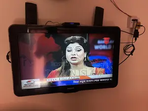 32 Inch Philips TV With TX-3 Mini and Speaker